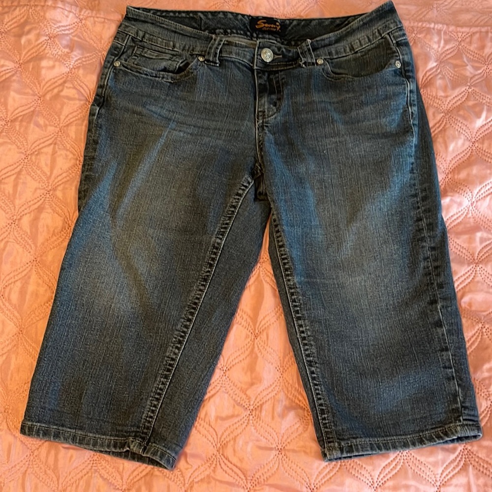 Ladies jean shorts by Seven7